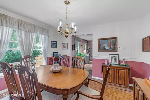 Dining - 802 Oak Rd, Brielle, NJ 08730 photo 3 of 4
