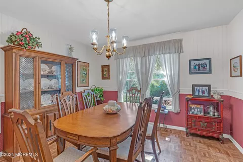 Dining - 802 Oak Rd, Brielle, NJ 08730 photo 2 of 4