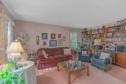 Living - 802 Oak Rd, Brielle, NJ 08730 photo 1 of 1