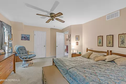 Bedroom - 802 Oak Rd, Brielle, NJ 08730 photo 2 of 5
