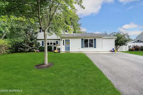 3 Birch Ave, Hazlet, NJ 07730