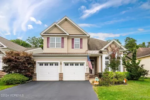 75 Arborridge Dr, Forked River, NJ 08731