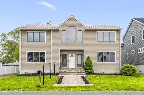 2203 Middle Ave, Point Pleasant, NJ 08742