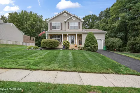 691 Line Rd, Aberdeen, NJ 07747