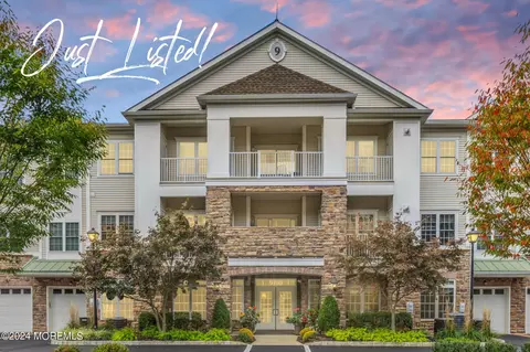 9102 Falston Cir #9102, Old Bridge, NJ 08857