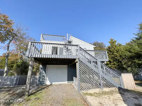 46 Ocean Blvd, Little Egg Harbor, NJ 08087