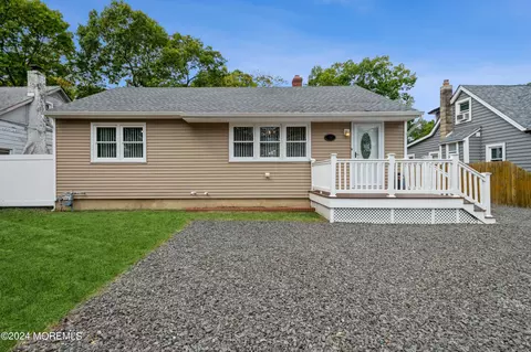 19 Holly Rd, Brick, NJ 08723