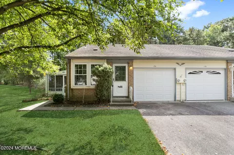 19 Canton Dr #51, Whiting, NJ 08759