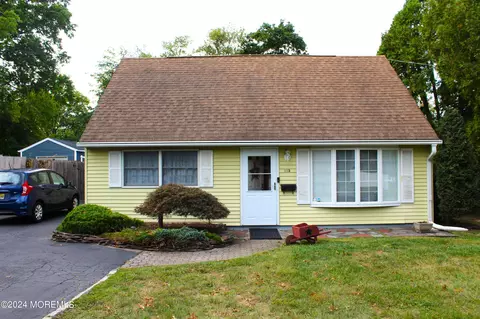 115 Beacon Ave, Ewing, NJ 08618