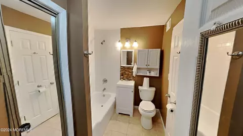 Bath - 115 Beacon Ave, Ewing, NJ 08618 photo 2 of 2