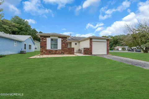 108 Everest Dr S, Brick, NJ 08724