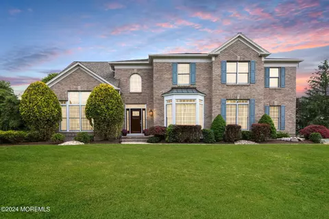 20 Crape Myrtle Dr, Holmdel, NJ 07733