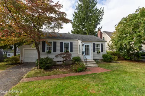 453 Branch Ave, Little Silver, NJ 07739