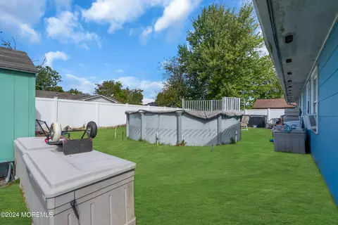 407 6th St, Waretown, NJ 08758 photo 7