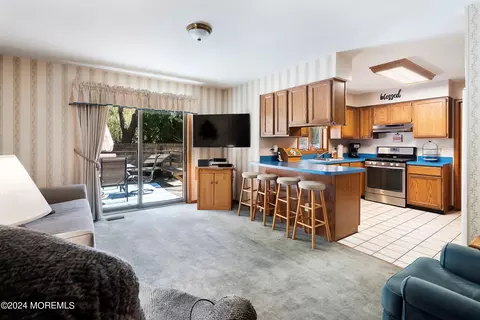229 Cherokee Trl, Forked River, NJ 08731 photo 6