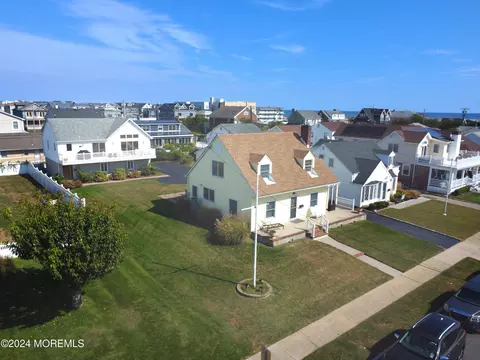 208 Evergreen Ave, Bradley Beach, NJ 07720