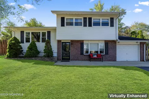 67 Rhode Island Dr, Jackson, NJ 08527