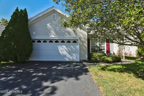 58 Quail Rd, Barnegat, NJ 08005