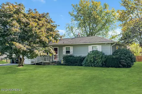 2913 Garfield St, Wall, NJ 07719