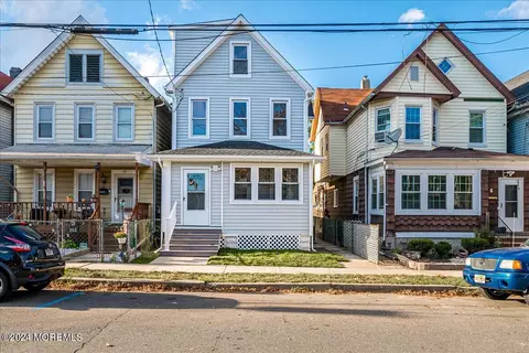 250 Henry St, South Amboy, NJ 08879