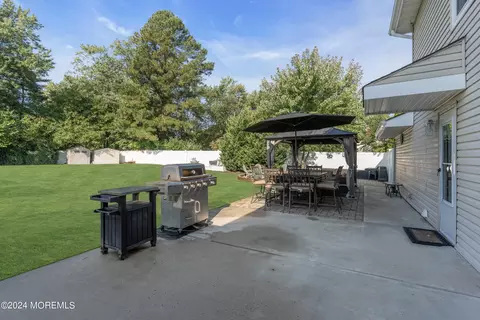 Exterior - 55 Old Bridge Dr, Howell, NJ 07731 photo 12 of 18