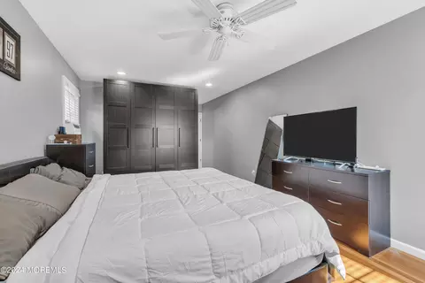 Bedroom - 55 Old Bridge Dr, Howell, NJ 07731 photo 2 of 4