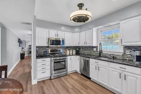 Kitchen - 55 Old Bridge Dr, Howell, NJ 07731 photo 1 of 3