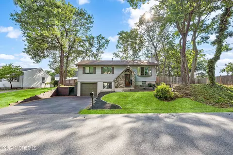 Exterior - 611 Center St, Forked River, NJ 08731 photo 5 of 5