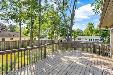 Exterior - 611 Center St, Forked River, NJ 08731 photo 4 of 5