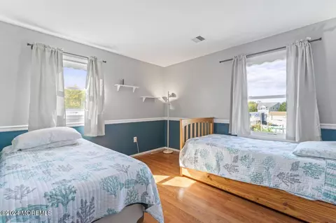 Bedroom - 1200 Grebe Ct, Forked River, NJ 08731 photo 3 of 8