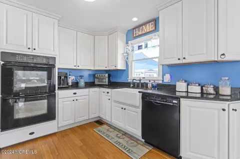 Kitchen - 1200 Grebe Ct, Forked River, NJ 08731 photo 3 of 5
