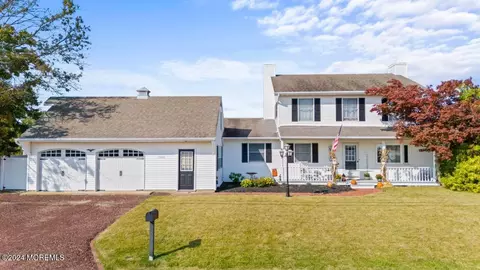 1200 Grebe Ct, Forked River, NJ 08731