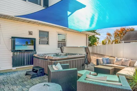 Exterior - 1200 Grebe Ct, Forked River, NJ 08731 photo 2 of 3