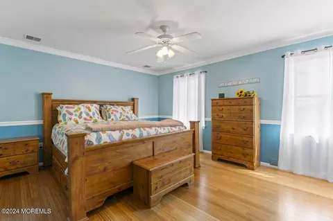 Bedroom - 1200 Grebe Ct, Forked River, NJ 08731 photo 6 of 8