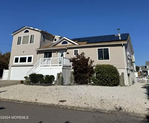 100 Hope, Manahawkin, NJ 08050