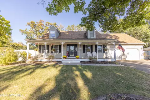 612 Tappan St, Forked River, NJ 08731
