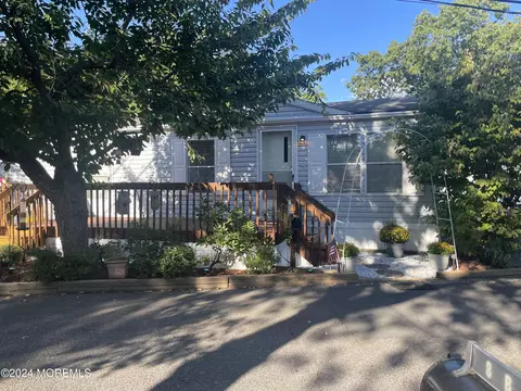 9 B Trl, Brick, NJ 08724