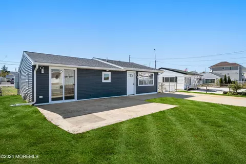 1517 Beach Blvd, Forked River, NJ 08731