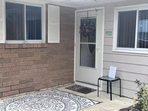 1 Robin St #D, Manchester, NJ 08759