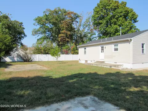Exterior - 765 Pine Dr, Brick, NJ 08723 photo 3 of 3