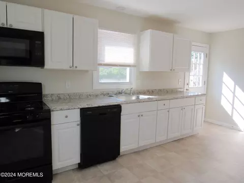 Kitchen - 765 Pine Dr, Brick, NJ 08723 photo 2 of 2