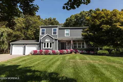43 Anita Dr, Jackson, NJ 08527