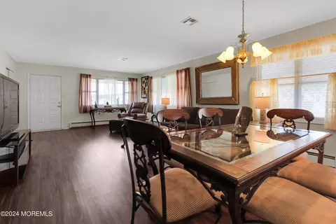 229 Freeport Blvd, Berkeley, NJ 08721 photo 4