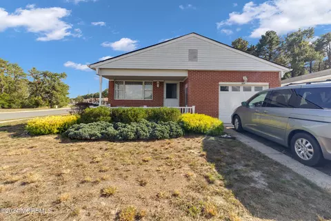 229 Freeport Blvd, Berkeley, NJ 08721 photo 2