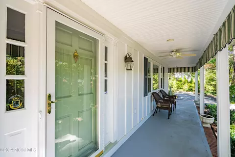 819 Rathjen Rd, Brielle, NJ 08730 photo 8