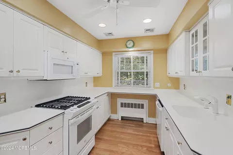 819 Rathjen Rd, Brielle, NJ 08730 photo 13