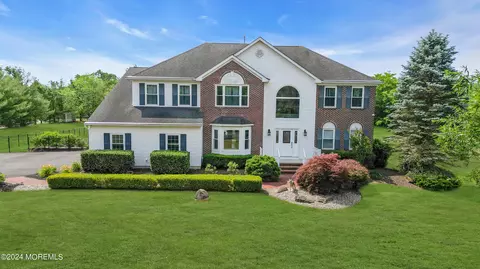 2 Nolan Dr, Millstone, NJ 08510