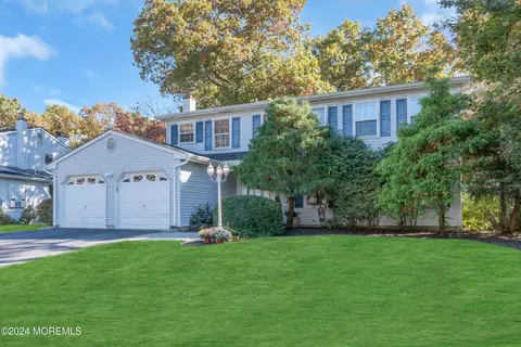 142 Huddy Dr, Toms River, NJ 08755