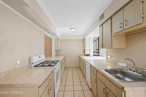 1749 Hillside Pl, Forked River, NJ 08731 photo 6