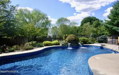 11 Sedona Ct, Millstone, NJ 08535